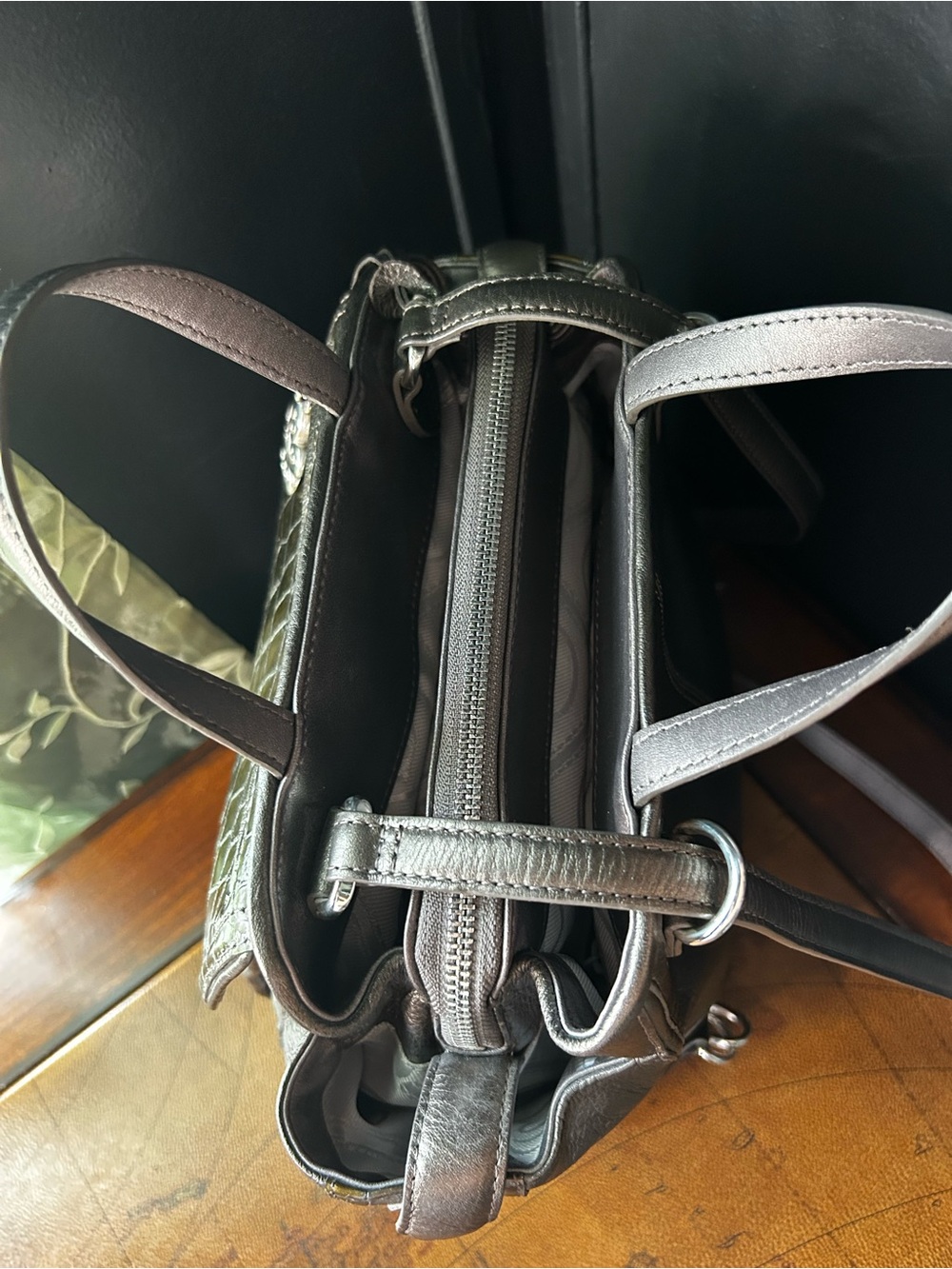 Vintage Brighton Metallic Pewter & Olive Croc Embossed Leather Backpack Handbag. - Picture 10 of 16